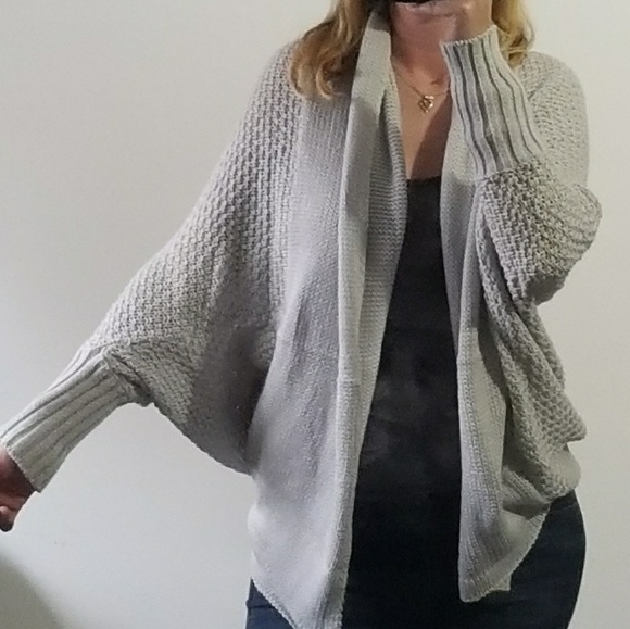 Batwing Knited Cardigan - Picture 8 of 8